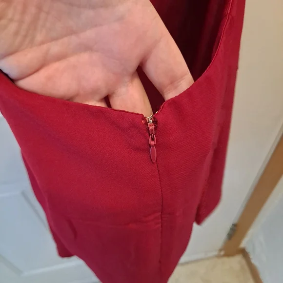 NEW Lulus Red Open Back Bow Spaghetti Strap Dress size L - Picture 5 of 6